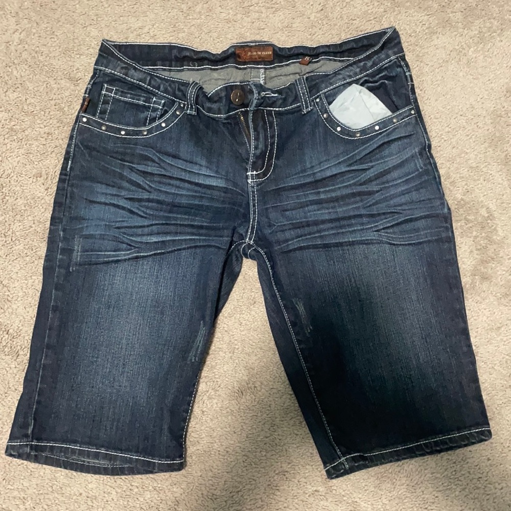 jean shorts/ capris